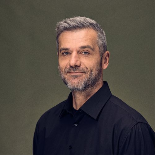 Mitarbeiter Andreas Bauer, Logistik