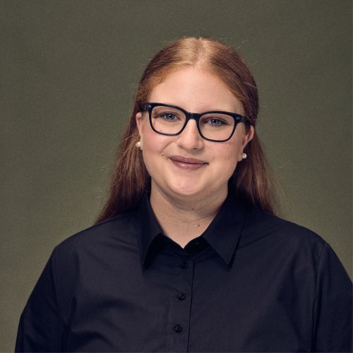 Mitarbeiterin Amelie Hewecker, Auszubildende Fachfrau für Veranstaltungsgastronomie