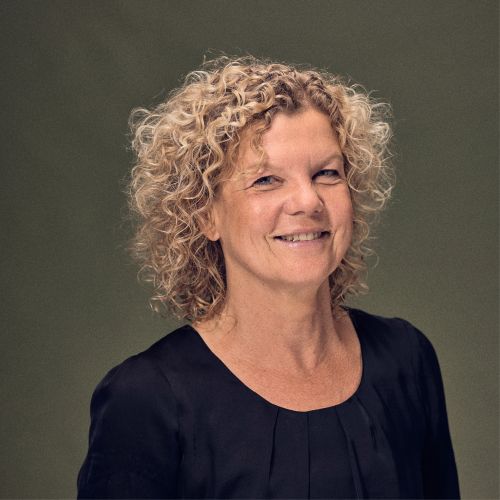 Mitarbeiterin Elisabeth Wecker, Projektleitung