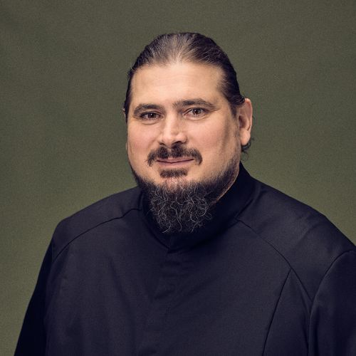 Volker Beuchert, Geschäftsführung